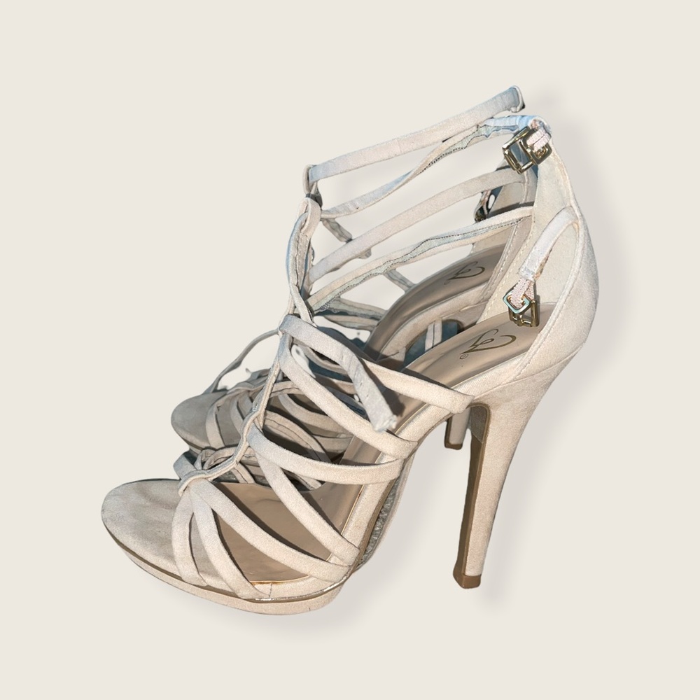 Windsor Heels